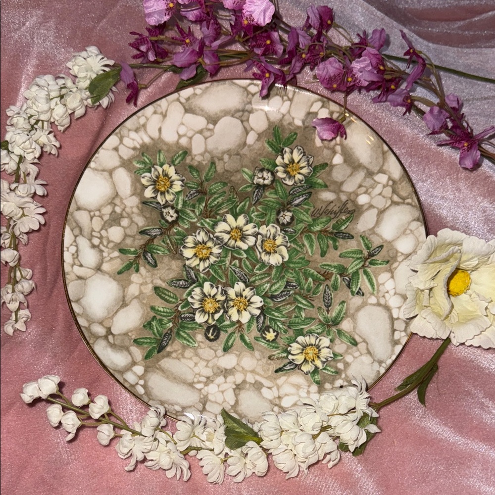 Floral Porcelain White Floral Plate